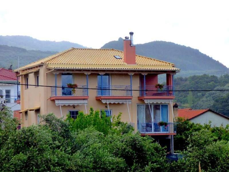 Αλκυονη Διαμερισματα Hotel Paralia Vrachou Exterior foto